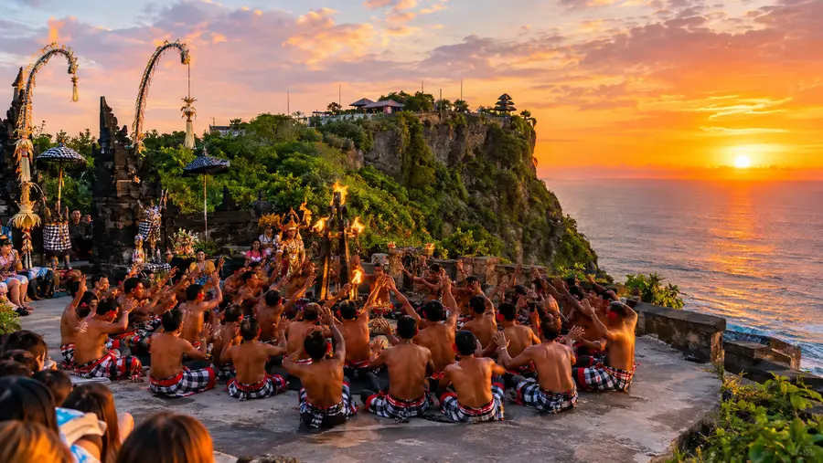 Uluwatu Temple Kecak Dance & Fire Show